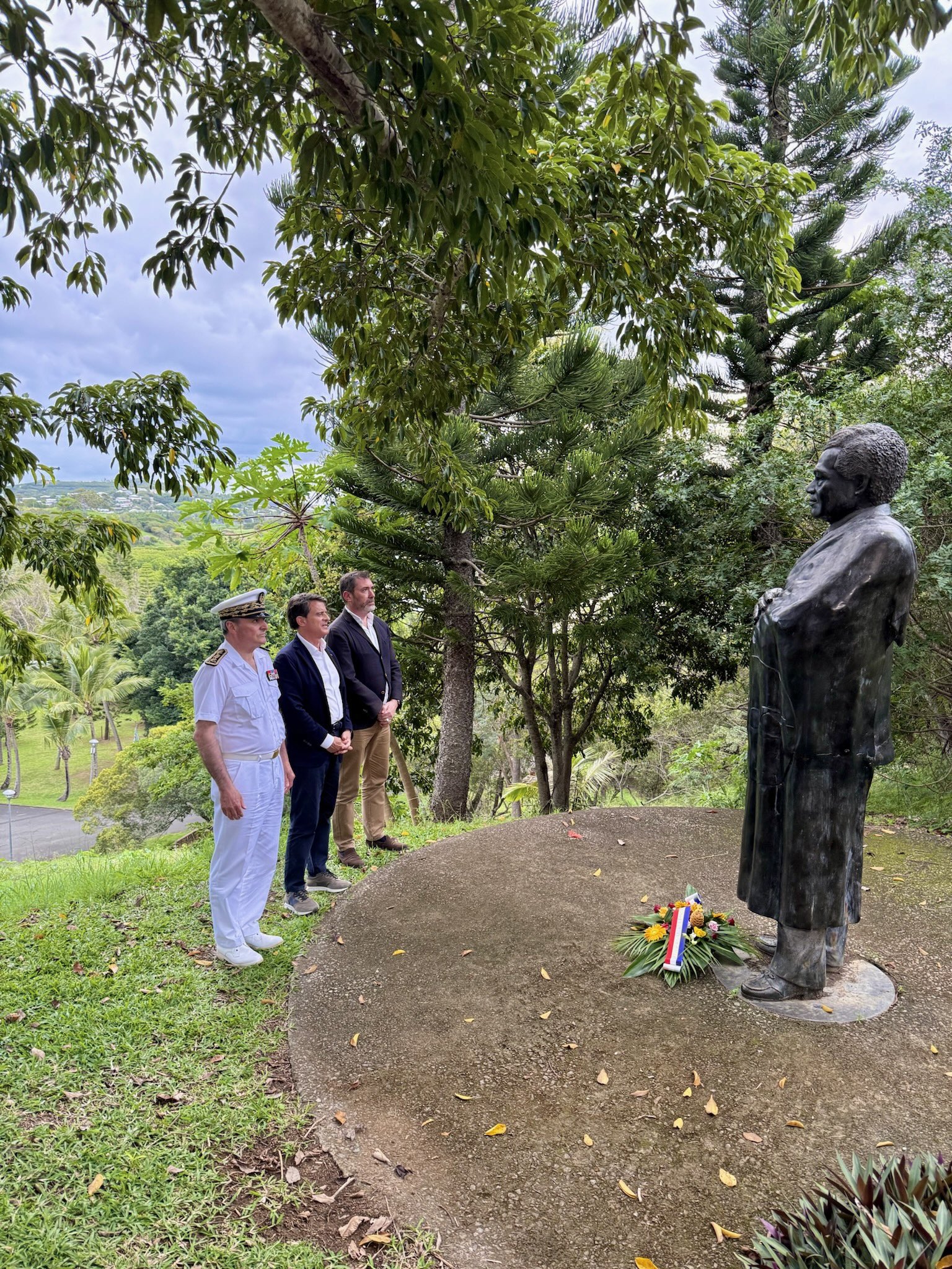 Hommage à Jean-Marie Tjibaou.